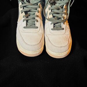 Nike Green and Beige Men's Sneakers